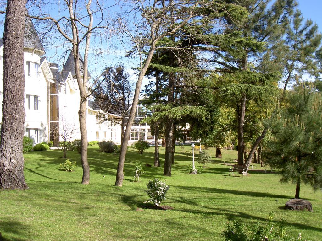 Parque Hotel Jean Clevers Punta del Este Zewnętrze zdjęcie The park of the Château de launay