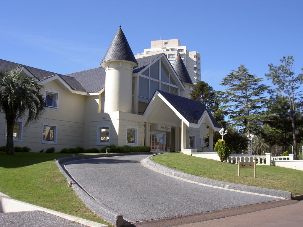 Parque Hotel Jean Clevers Punta del Este Zewnętrze zdjęcie The clubhouse at the Royal Country Club
