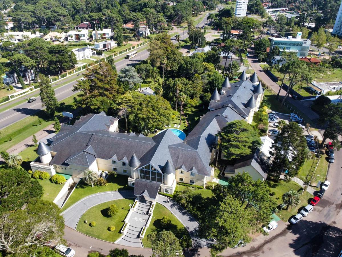 Parque Hotel Jean Clevers Punta del Este Zewnętrze zdjęcie Aerial view of the hotel