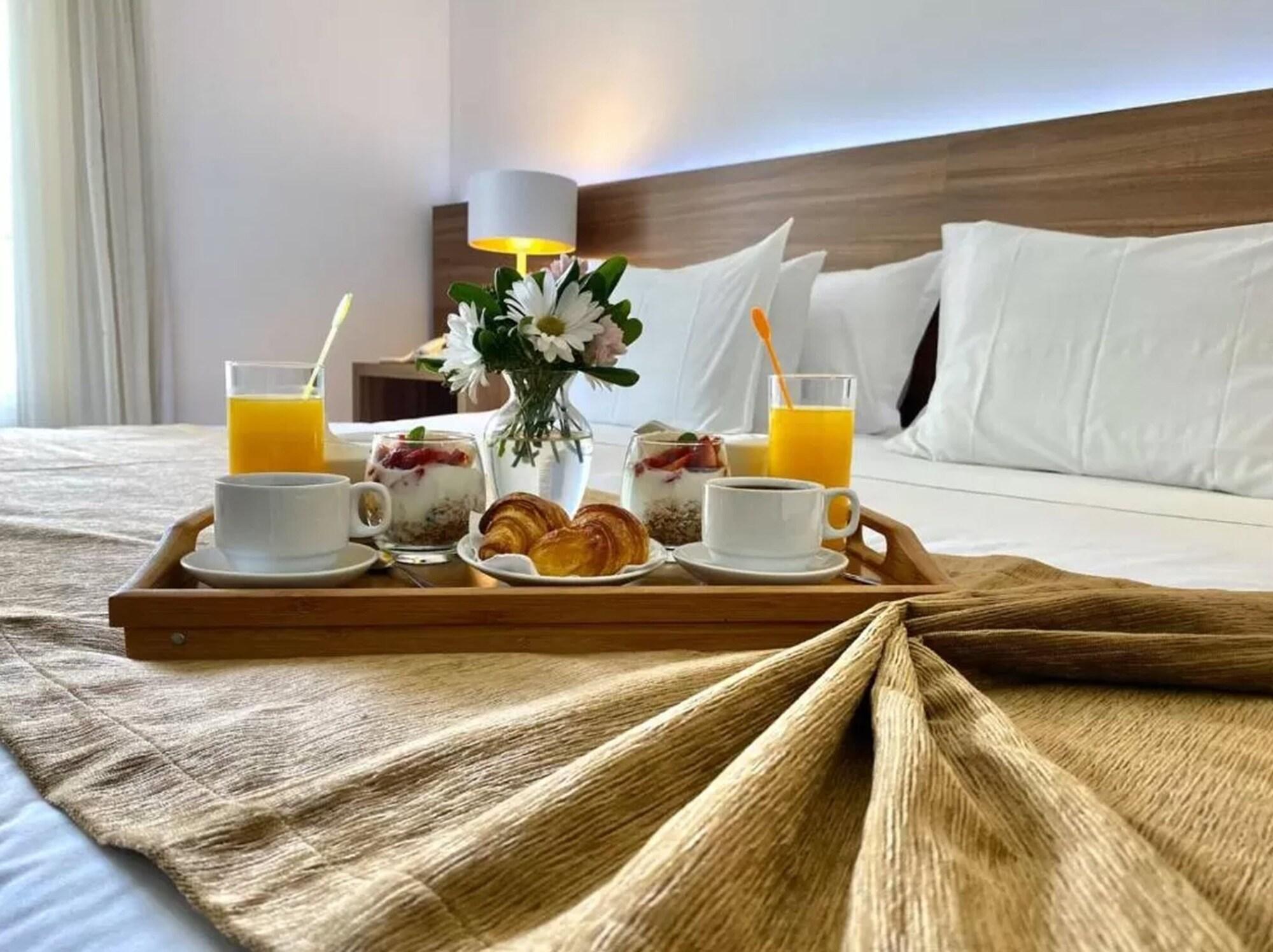 Parque Hotel Jean Clevers Punta del Este Zewnętrze zdjęcie Room service