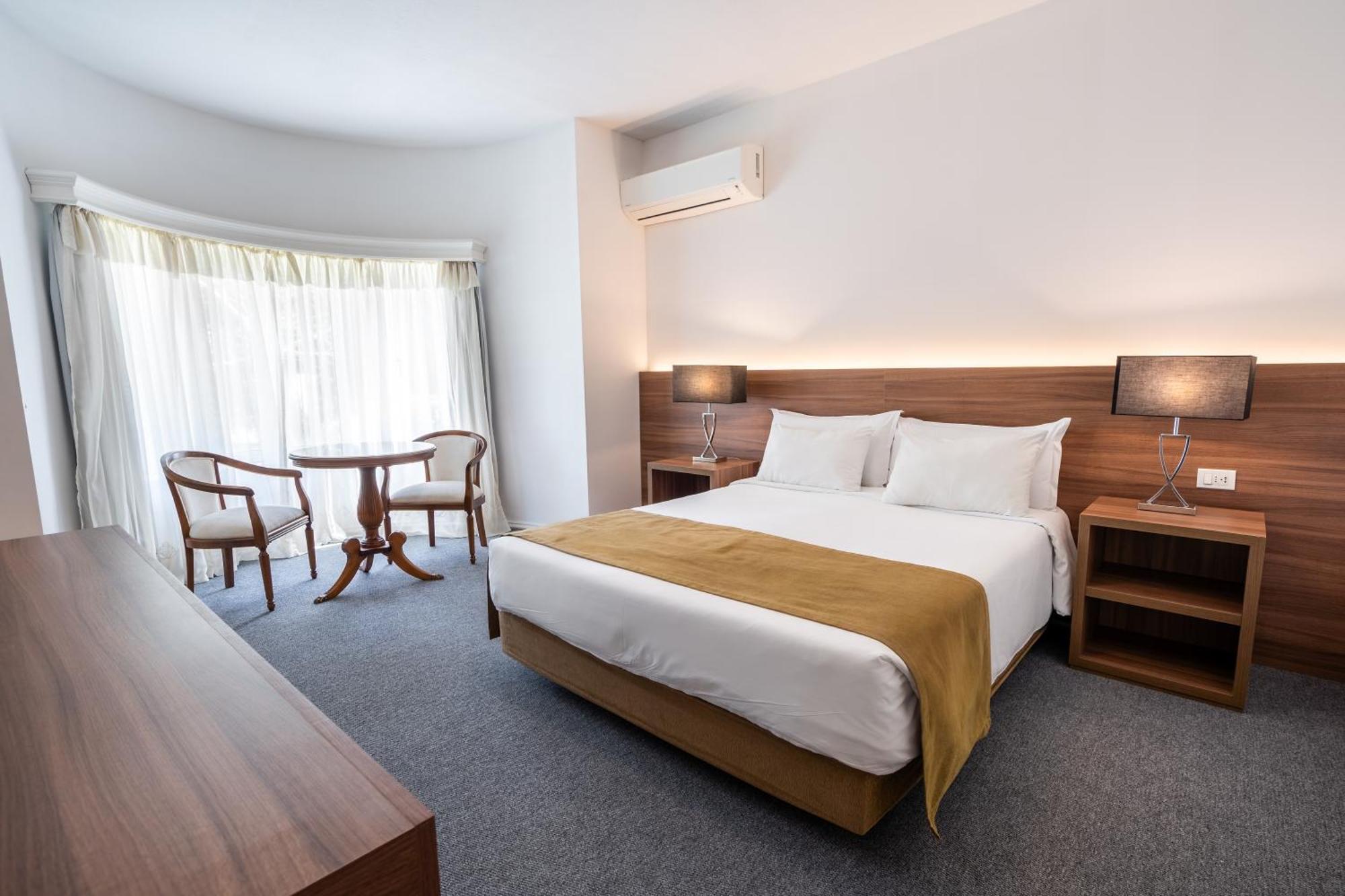 Parque Hotel Jean Clevers Punta del Este Zewnętrze zdjęcie A room at the hotel