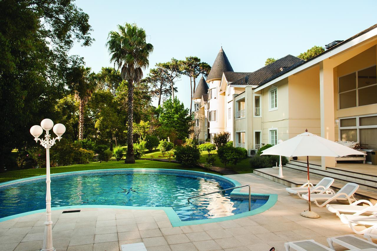 Parque Hotel Jean Clevers Punta del Este Zewnętrze zdjęcie The swimming pool at the hotel